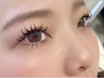 ルクール ヘアー プレジー(Le Coeur HAIR Plaisir)の写真/【エクパーマ】正規導入サロン☆瞳に影を作らずぱっちり！エクステ＋まつパで周りと差をつけた仕上がりに♪