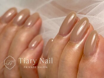 ティアリーネイル(Tiary Nail)の写真/【上品×ナチュラル】横から見ても美しい、品のある仕上がりに☆美フォルムワンカラー￥5,000