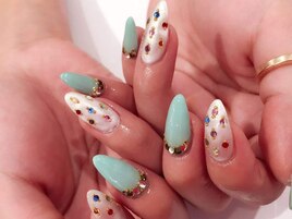 宝石  ラインストーン　スカルプ