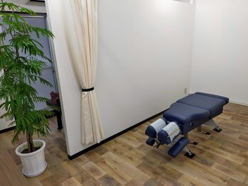 ぷらもーる梅屋敷整骨院/予約制なので時間たっぷり整体