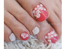 ネイルアラモード(Nail.alamode)/ガーリーなフットジェルネイル