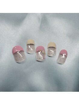 変形フレンチネイル