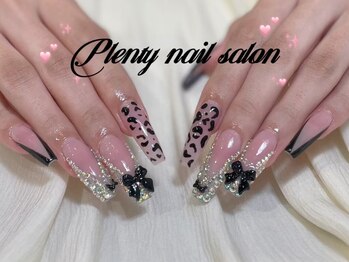 Plenty【プレンティー】の写真/【ソフトジェルオフ無料】幅広い持ち込みネイルに対応♪技術力,パーツ種類が自慢♪やり放題付け放題もお得!