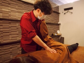 ローザロッサ(ROSA ROSSA)/オリジナル手法の整体