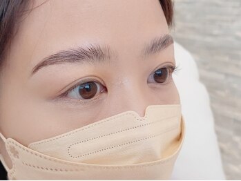 ユナリーズ オオサカ(YUNARY'S Osaka)/ハリウッドブロウリフト