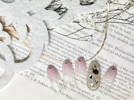 ビジューネイル