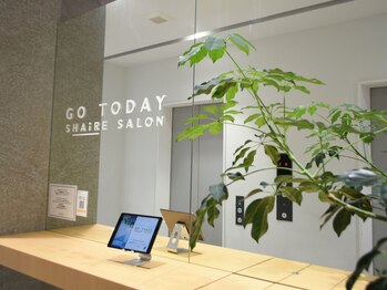 バルブ(BaREB)/清潔感のある店内