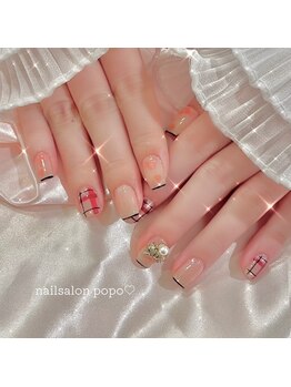 ポポ 横浜(popo)/手描きチェック×フレンチネイル