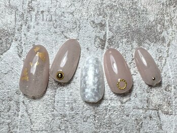 ダリア トータルビューティー(Daria. total beauty)/八丁堀 金箔 1月ネイル