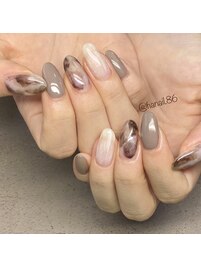 ニュアンスネイル