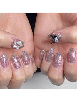 ヌーディー×キラキラネイル