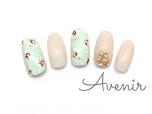 アヴィニール 表参道(Avenir)/マーガレット　ネイル