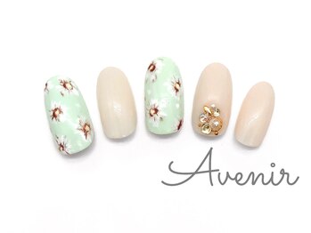 アヴィニール 表参道(Avenir)/マーガレット　ネイル