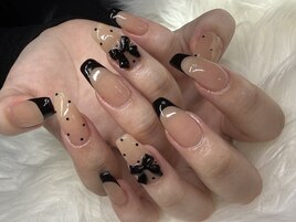 ガーリーネイル