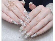 ウメネイルスタジオ(UME NAIL STUDIO)/* 長 さだしやり放題×つけ放題