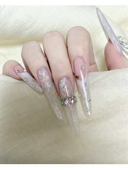 ナナネイル川崎店(NaNa Nail)の写真/【理想の指先をプロデュース】繊細アートも大胆パーツも自由自在◎自爪の健康を守る実力派サロン♪