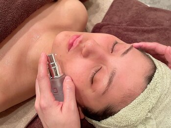 サロン ドゥ リベリー(Salon de Libely)/優しいハーブピーリング♪横浜