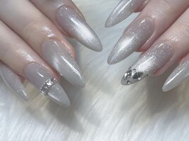 アイスグレーネイル