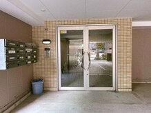 プラスアルファ(PlusAlpha)の雰囲気（店内入口）