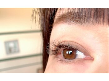 アンの家/横から見ても、素敵な目元に☆