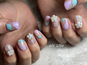 パールフラワーネイル