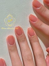 プリュネブランシュネイル(Prune Blanche Nail)
