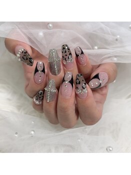スターリー ラッシュ(Starry Lash)の写真/駅徒歩5分のアートが得意なサロンで人気！丁寧なフィルインでダメージレスなネイルを楽しみましょう！