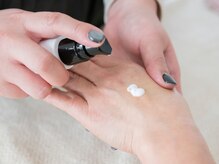 アトリエ アヤナス(atelier ayanas)/保湿クリーム導入