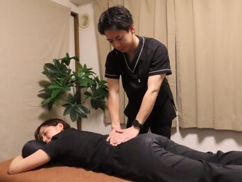 アンティオール 札幌店の写真/【10時～23時まで営業】お仕事終わりに駆け込み整体！その日のうちに疲労・不調を根本改善◎腰痛肩こり解消