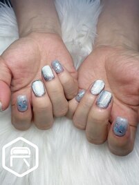 水色ネイル