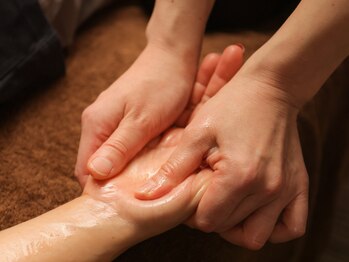 癒しと笑/ハンドノイル