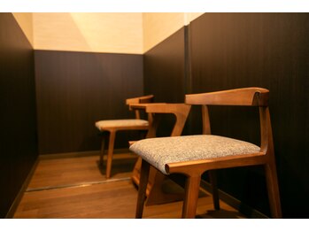 ツカノマ アイシティ21店(TUKANOMA)/待合スペース