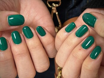 エル(ELU)/パキッとワンカラー