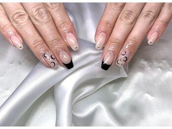 ケーエヌ(KN)/ブランドモチーフ♪