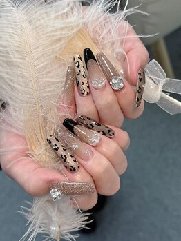 グロー ネイル(Glow Nail)/