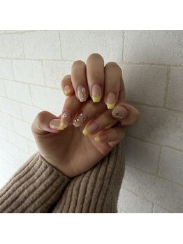 モン(mon.)/バターイエローフレンチ