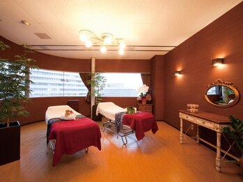 エスコス 梅田本店/リニューアルした梅田本店