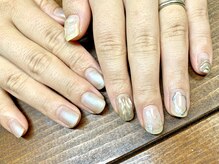 ネイルサロンアンドスクール アイビー(IVY)/お洒落にアシンメトリー♪