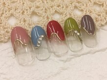 アンティム(Intime)/5色の変形フレンチ