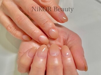 ニコルビューティー 高槻 南平台店(NiKOR beauty)/グラデーション／4,000円～