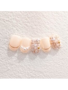 プチネイル安气子 日比谷シャンテ店/