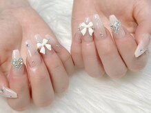 ヒールネイル(heal nail)/白グラデ×heart×ribbon