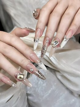 ユミ(U mi)の写真/デザインに迷っている方に◎お好みのデザインやカラーをご選択★持ち込みで自分だけのネイルを楽しめます♪