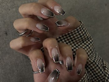 【Lica】黒グラデーション