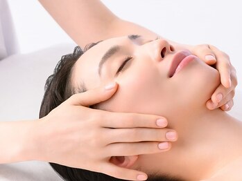 メナードフェイシャルサロン メルシーの写真/【新居浜】「私の肌こんなにツルツル?!」メナードの先進科学×熟練ハンドで頑固な毛穴・くすみを徹底ケア◎