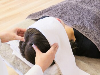 リラクゼーションサロン リッカ(Licca)の写真/ケア後の爽快感にやみつきの方多数！眼精疲労・頭痛にお悩みの方、頭皮環境改善にも◎【完全個室】