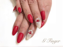 華やかＲＥＤネイル