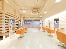 オーロ 豊中本店(ORO)の雰囲気（ スタイルランキングNO1サロン併設☆外部講師スタイリスト在籍♪）