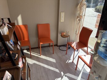 カラダファクトリー 中目黒駅前店/中目黒店の待合い写真♪