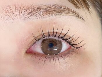 ウーアンジュ ネイルアンドアイラッシュ(w*ange)の写真/パリジェンヌだけでなく、目元やまぶたの形に合わせたオーダーメイドの似合わせデザインをご提案♪